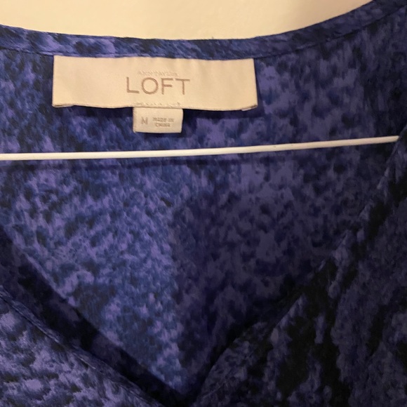 LOFT violet top - Picture 3 of 3